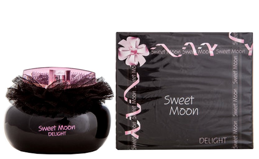 Fragrance moon. Арабский Парфюм Свит Мун. Духи Moon. Духи Sweet. Moon духи женские.